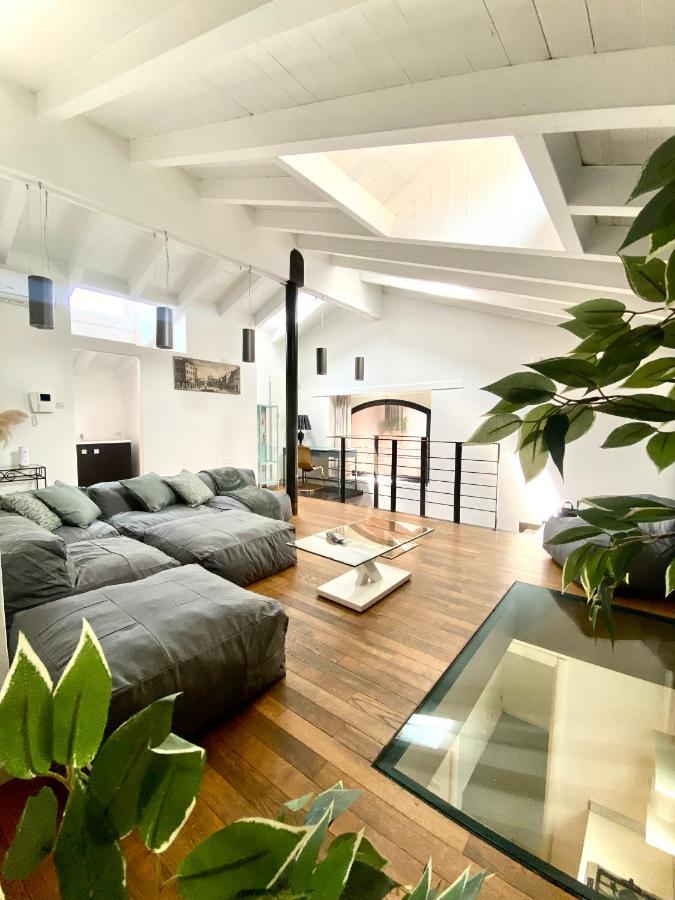 Luxury Industrial Apt Vicino Al Centro Con Garage Brescia Exteriér fotografie