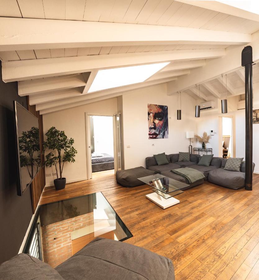 Luxury Industrial Apt Vicino Al Centro Con Garage Brescia Exteriér fotografie