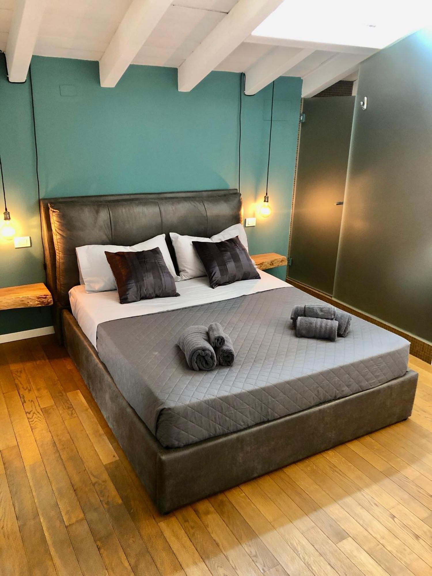 Luxury Industrial Apt Vicino Al Centro Con Garage Brescia Exteriér fotografie