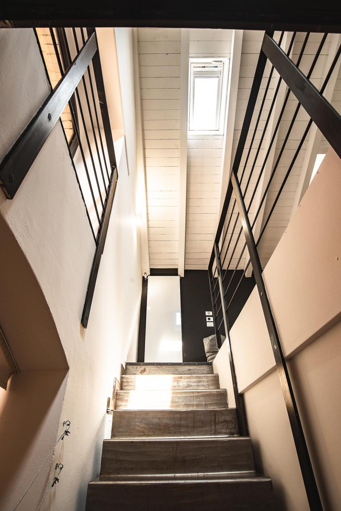 Luxury Industrial Apt Vicino Al Centro Con Garage Brescia Exteriér fotografie